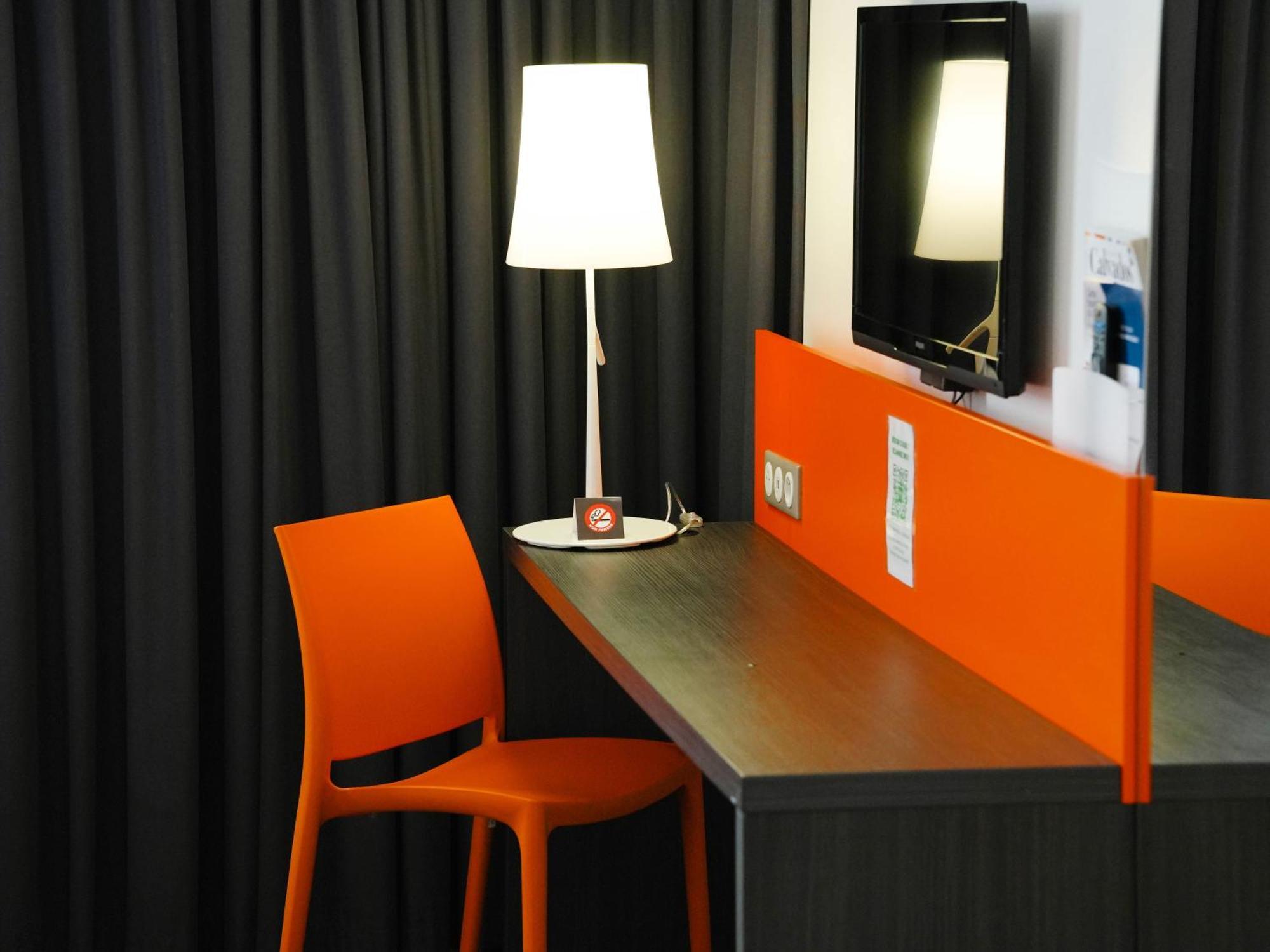 Hotel Ibis Styles Caen Centre Gare Exteriér fotografie