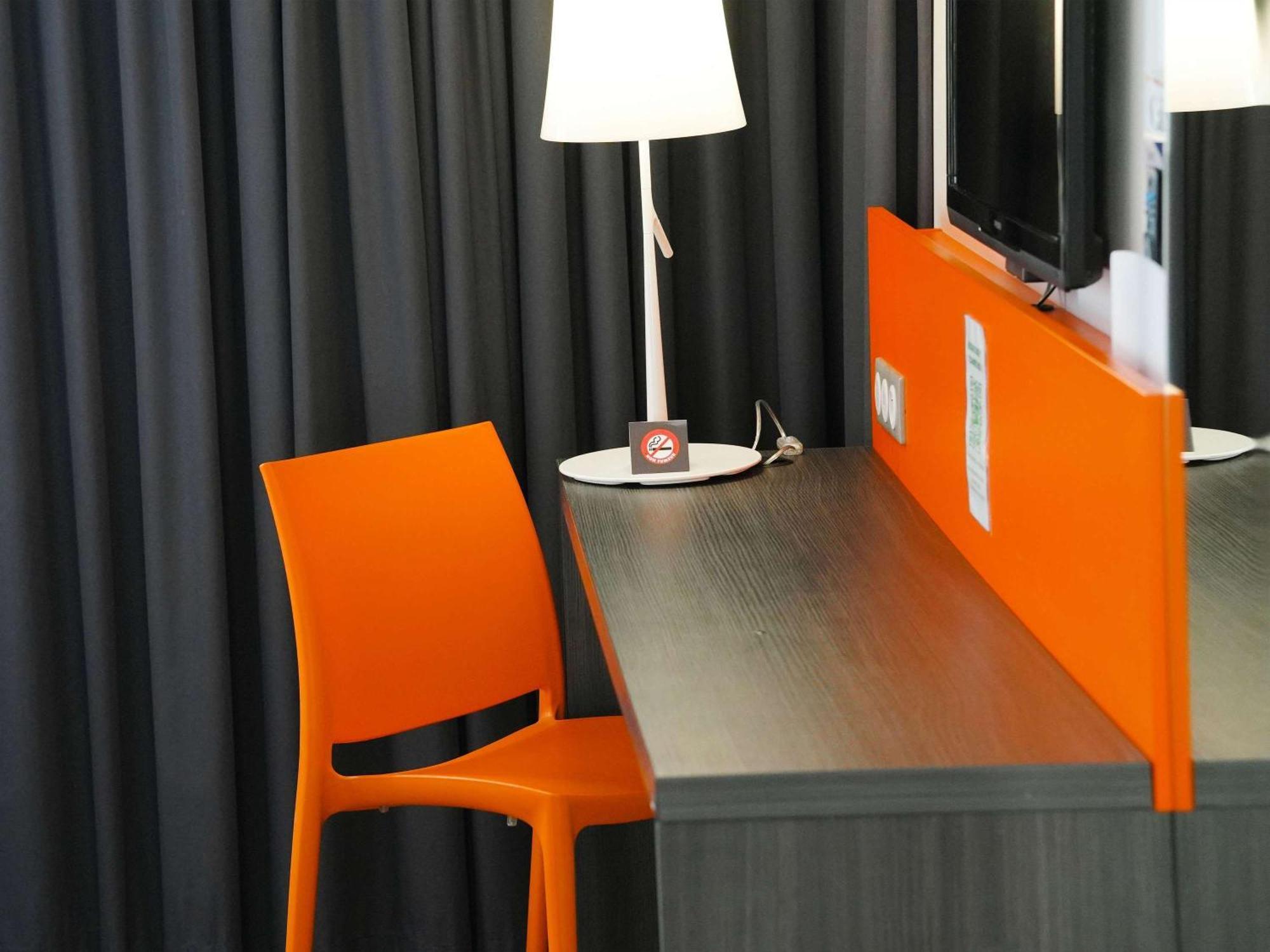 Hotel Ibis Styles Caen Centre Gare Exteriér fotografie