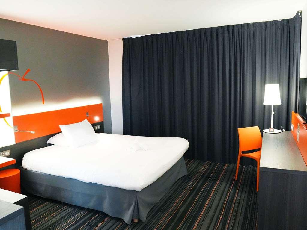 Hotel Ibis Styles Caen Centre Gare Pokoj fotografie